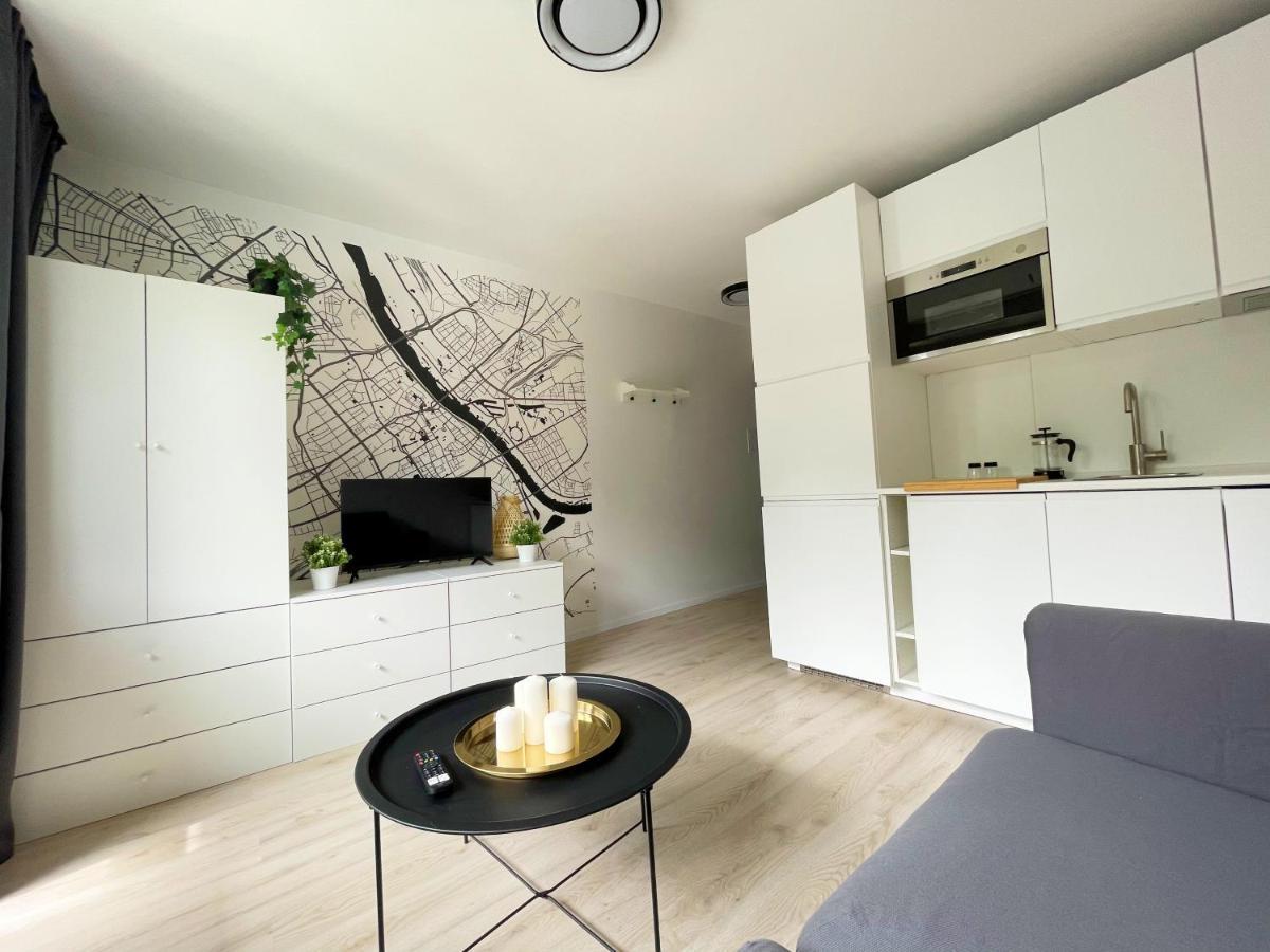 Batorego 18 - White - 450M Stacja Metra Pola Mokotowskie, 800M Biblioteka Narodowa, 20M Piekny Park Pola Mokotowskie, 800M Do Sgh - Wifi - Smart Tv - Good Apartments 바르샤바 외부 사진